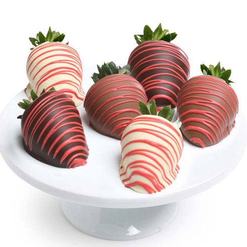 6 Pieces Strawberries covered in Milk, Dark and White Varieties with Red Drizzle Decoration in a Reusable Cooler