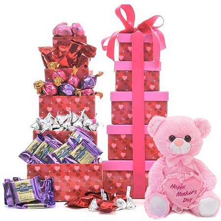 Classic gifts for mom Mother's Day bear and candy tower gifts basket