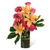 Beautiful Artistry Peach Lily Bouquet