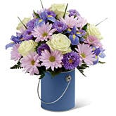 Blooms-A-Plenty Daisy Bouquet