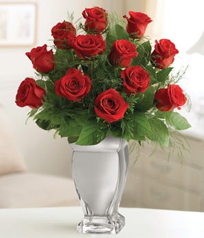 Stunning Red Rose Dozen in a Premium Vase