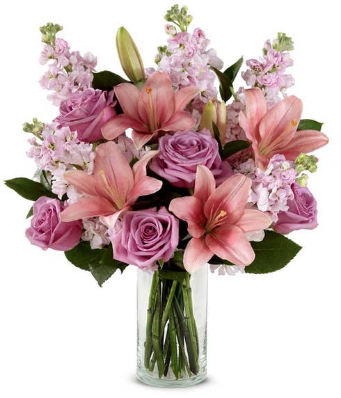 Pink lily bouquet with pink roses and free delivery flowers