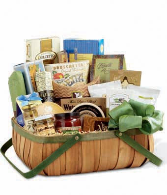 Cheap gift basket delivery with cheese and sausage gift basket