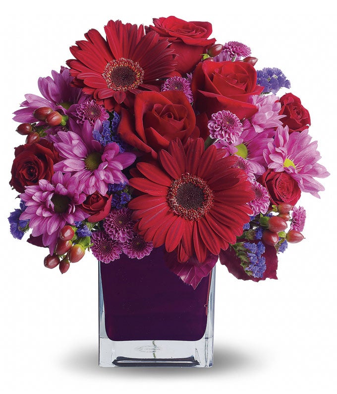purple flower bouquet with daisies